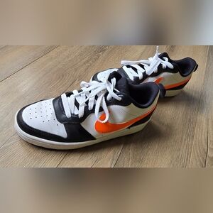 Boys Nike Court Borough Low